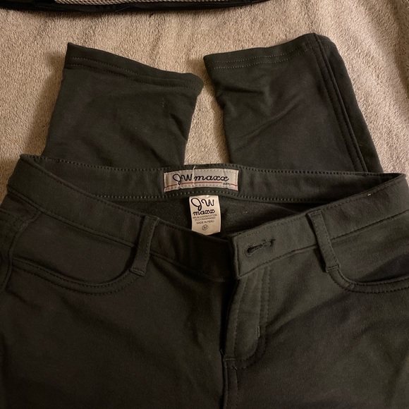 JW Maxx Dark Grey Juniors Skinny Jeggings - Picture 2 of 4